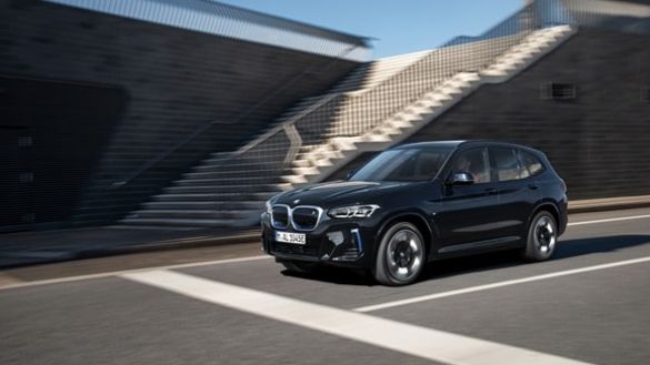 BMW M-Cars iX3