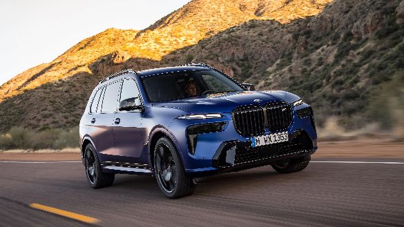 BMWX7_1