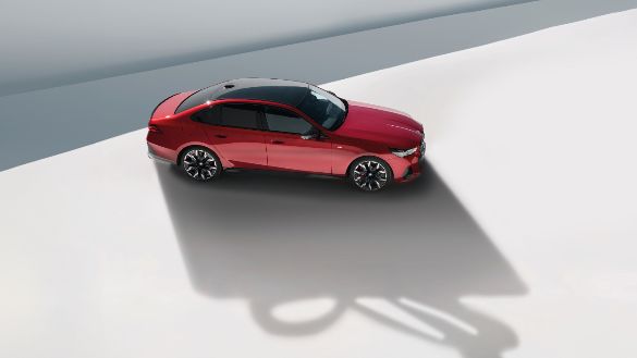 Wybierz nowe BMW z modeli dostępnych od ręki, które skrywa niespodziankę w bagażniku. Zyskaj komplet kół zimowych z korzyścią 50%.