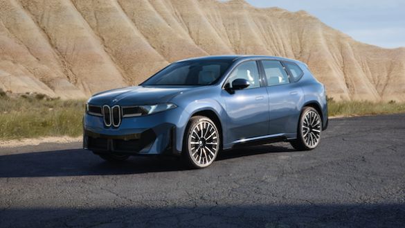 PRZEDPREMIEROWY POKAZ BMW iX3