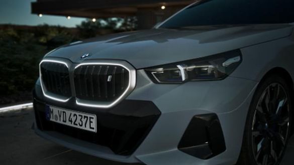 BMW I5