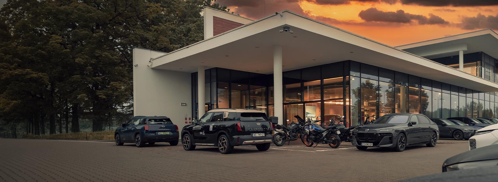 Dealer BMW Inchcape Poznań. Salon.