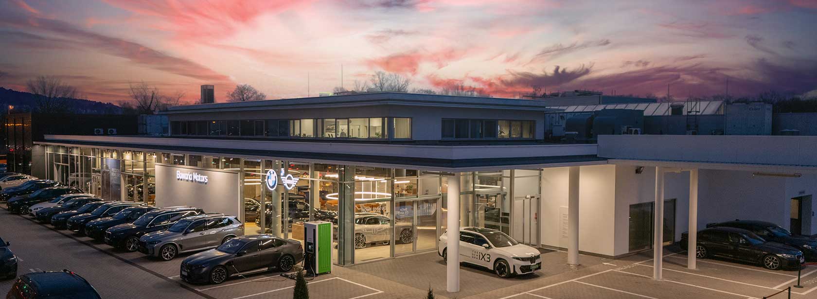 Salon Dealer BMW Bawaria Motors Janki.