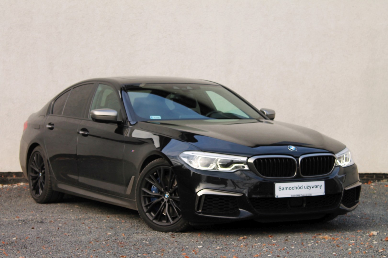 BMW Serii 5 Limuzyna M550i Czarny Autoryzowany Serwis