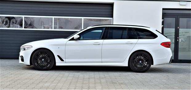 BMW Serii 5 Touring 520d xDrive M Sport Biały używany