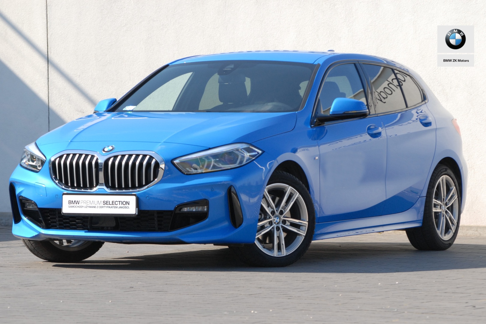 BMW Seria 1 5drzwiowe 118i 5d M sport Niebieski używany