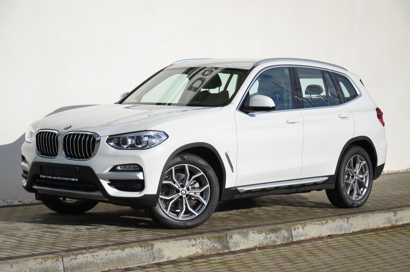 Bmw x3 luxury 20i что входит